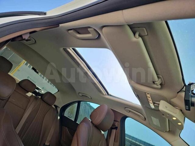 Белый Мерседес Е-Класс, объемом двигателя 2 л и пробегом 71 тыс. км за 12800 $, фото 9 на Automoto.ua