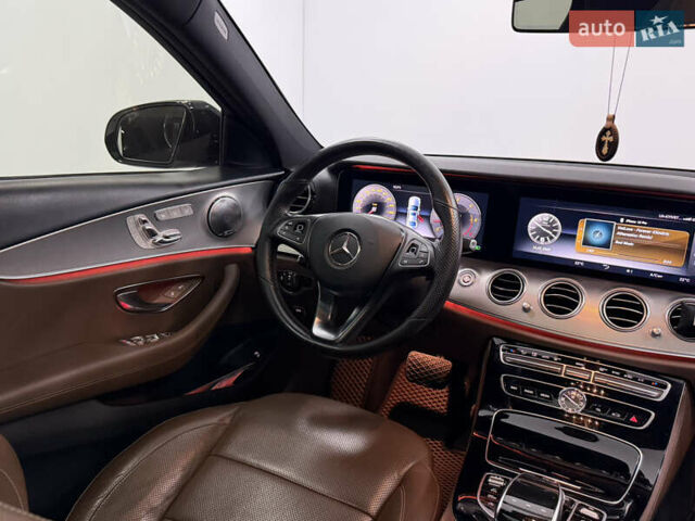 Білий Мерседес Е-Клас, об'ємом двигуна 3 л та пробігом 188 тис. км за 31500 $, фото 16 на Automoto.ua