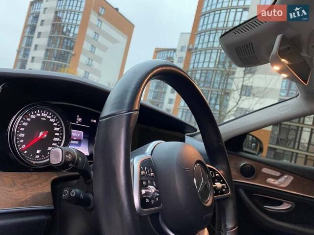 Белый Мерседес Е-Класс, объемом двигателя 2 л и пробегом 213 тыс. км за 29900 $, фото 50 на Automoto.ua