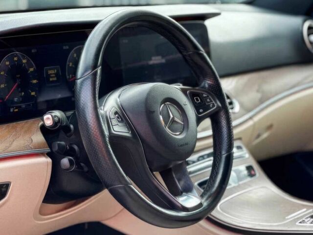 Белый Мерседес Е-Класс, объемом двигателя 2 л и пробегом 45 тыс. км за 7600 $, фото 7 на Automoto.ua