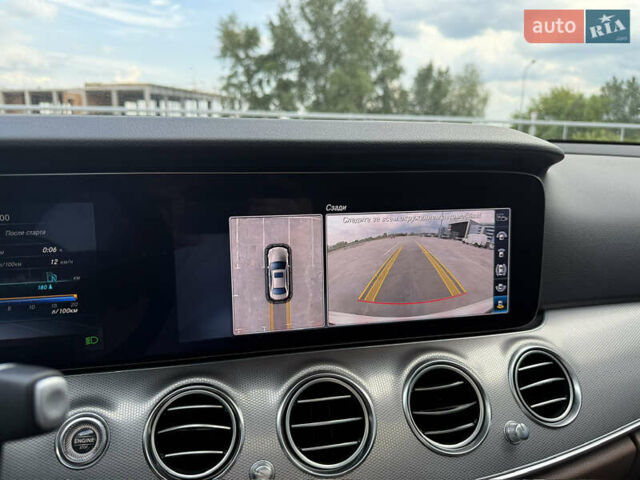 Белый Мерседес Е-Класс, объемом двигателя 1.6 л и пробегом 43 тыс. км за 35900 $, фото 25 на Automoto.ua