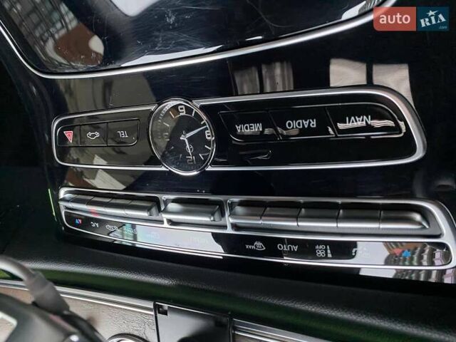 Белый Мерседес Е-Класс, объемом двигателя 2 л и пробегом 213 тыс. км за 29900 $, фото 53 на Automoto.ua