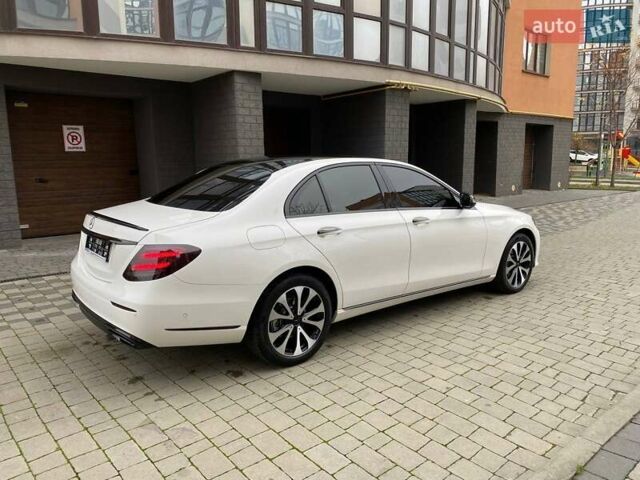 Белый Мерседес Е-Класс, объемом двигателя 2 л и пробегом 213 тыс. км за 29900 $, фото 23 на Automoto.ua