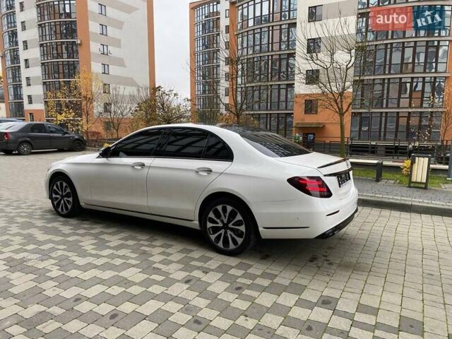 Белый Мерседес Е-Класс, объемом двигателя 2 л и пробегом 213 тыс. км за 29900 $, фото 14 на Automoto.ua