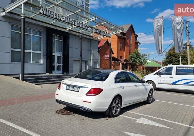 Білий Мерседес Е-Клас, об'ємом двигуна 2.9 л та пробігом 122 тис. км за 44000 $, фото 1 на Automoto.ua