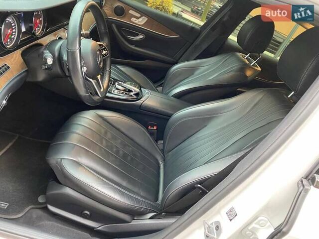 Белый Мерседес Е-Класс, объемом двигателя 2 л и пробегом 213 тыс. км за 29900 $, фото 44 на Automoto.ua