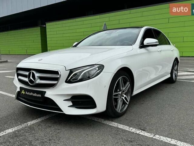 Белый Мерседес Е-Класс, объемом двигателя 1.6 л и пробегом 42 тыс. км за 40500 $, фото 3 на Automoto.ua