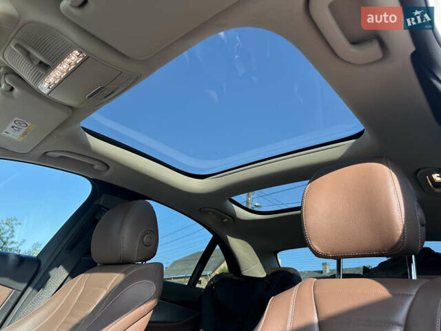 Белый Мерседес Е-Класс, объемом двигателя 1.6 л и пробегом 58 тыс. км за 38500 $, фото 16 на Automoto.ua