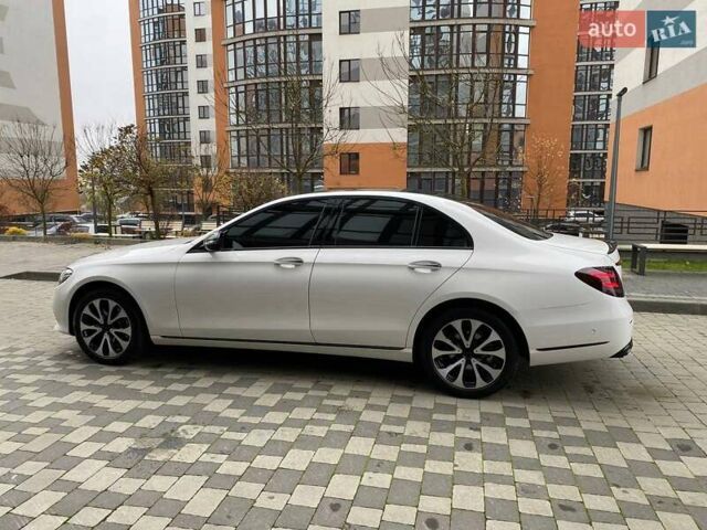 Белый Мерседес Е-Класс, объемом двигателя 2 л и пробегом 213 тыс. км за 29900 $, фото 12 на Automoto.ua