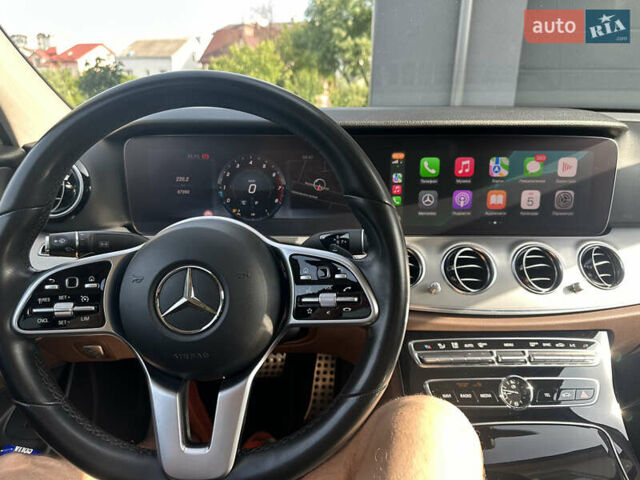 Белый Мерседес Е-Класс, объемом двигателя 1.6 л и пробегом 58 тыс. км за 38500 $, фото 7 на Automoto.ua