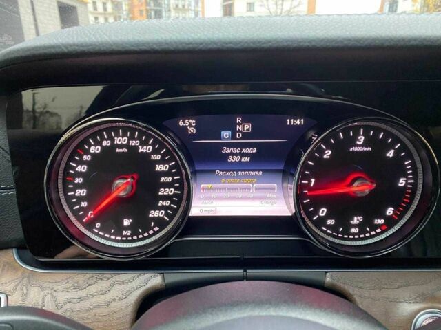 Білий Мерседес Е-Клас, об'ємом двигуна 2 л та пробігом 213 тис. км за 29900 $, фото 9 на Automoto.ua