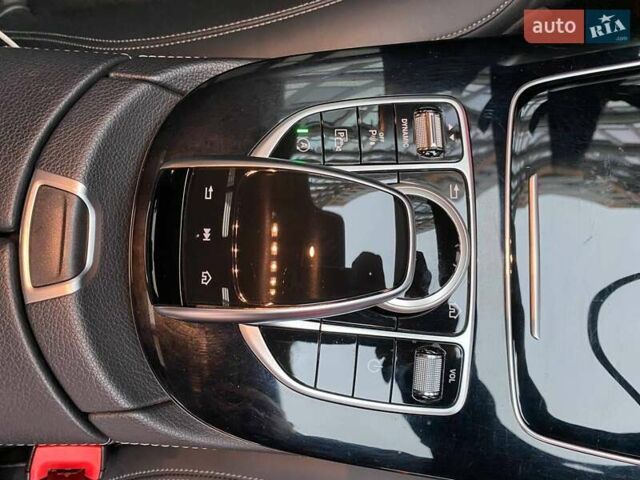 Белый Мерседес Е-Класс, объемом двигателя 2 л и пробегом 213 тыс. км за 29900 $, фото 64 на Automoto.ua