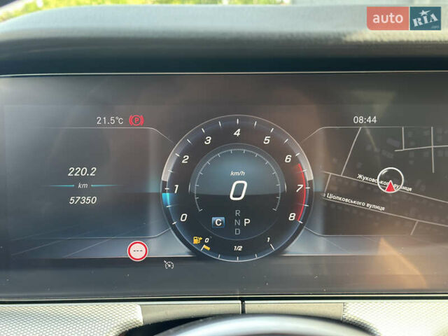 Белый Мерседес Е-Класс, объемом двигателя 1.6 л и пробегом 58 тыс. км за 38500 $, фото 4 на Automoto.ua