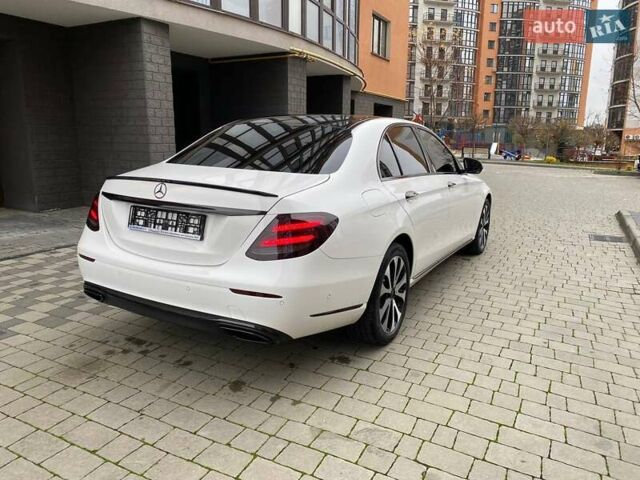 Белый Мерседес Е-Класс, объемом двигателя 2 л и пробегом 213 тыс. км за 29900 $, фото 21 на Automoto.ua