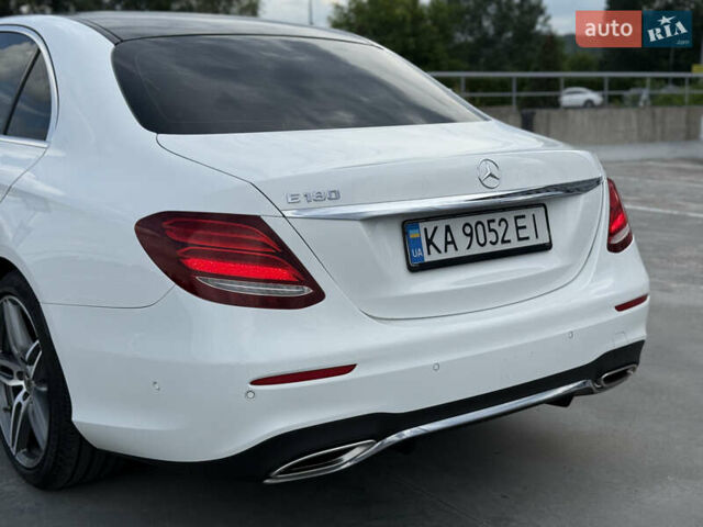 Белый Мерседес Е-Класс, объемом двигателя 1.6 л и пробегом 43 тыс. км за 35900 $, фото 9 на Automoto.ua