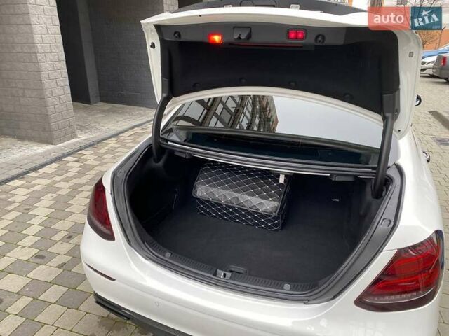 Белый Мерседес Е-Класс, объемом двигателя 2 л и пробегом 213 тыс. км за 29900 $, фото 75 на Automoto.ua