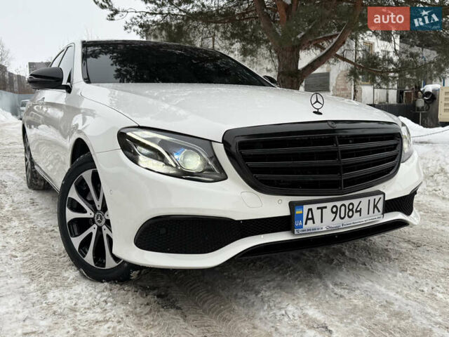 Білий Мерседес Е-Клас, об'ємом двигуна 1.95 л та пробігом 224 тис. км за 25950 $, фото 2 на Automoto.ua