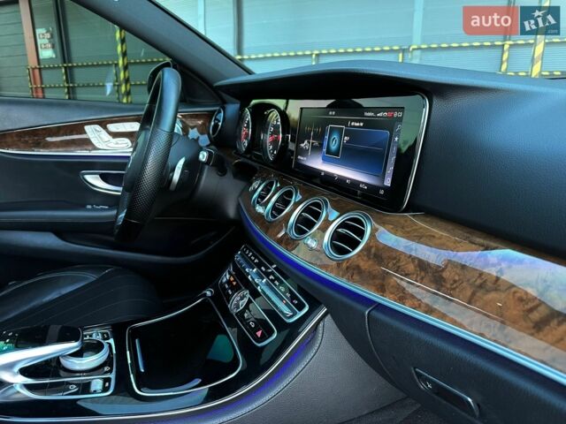 Белый Мерседес Е-Класс, объемом двигателя 2 л и пробегом 160 тыс. км за 24900 $, фото 30 на Automoto.ua