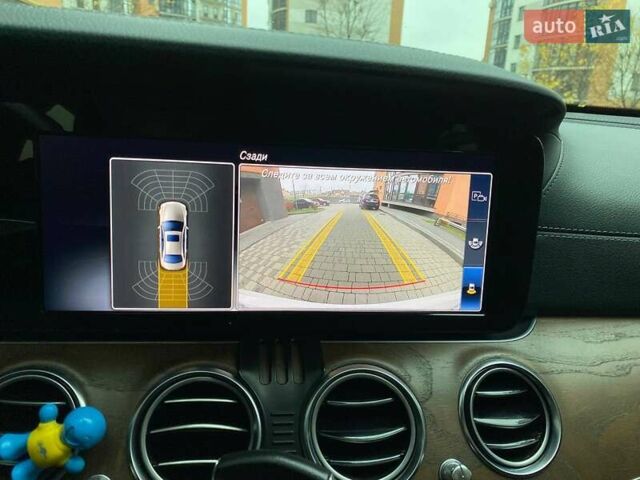 Белый Мерседес Е-Класс, объемом двигателя 2 л и пробегом 213 тыс. км за 29900 $, фото 52 на Automoto.ua