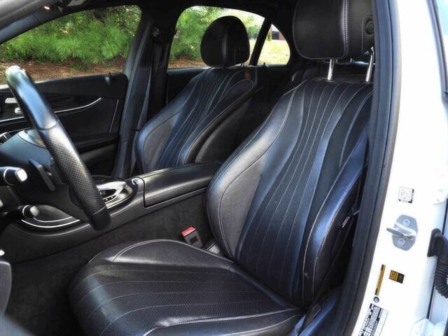 Білий Мерседес Е-Клас, об'ємом двигуна 2 л та пробігом 32 тис. км за 7600 $, фото 6 на Automoto.ua