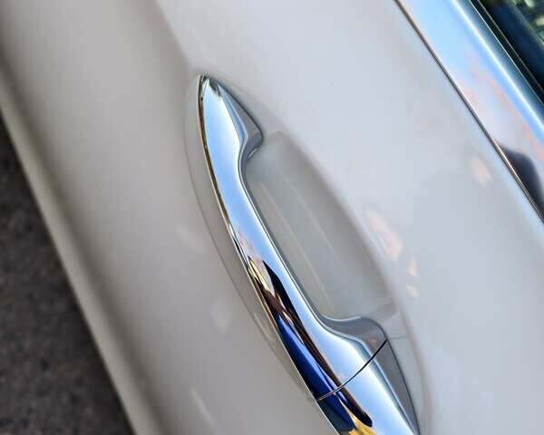 Білий Мерседес Е-Клас, об'ємом двигуна 1.99 л та пробігом 41 тис. км за 43500 $, фото 18 на Automoto.ua