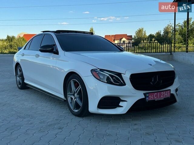 Белый Мерседес Е-Класс, объемом двигателя 2 л и пробегом 140 тыс. км за 23500 $, фото 4 на Automoto.ua