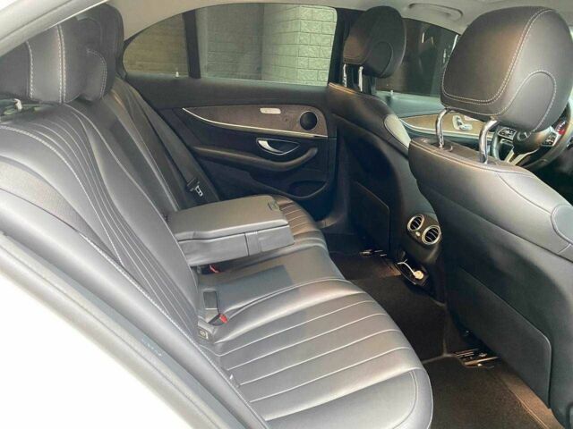 Білий Мерседес Е-Клас, об'ємом двигуна 2 л та пробігом 213 тис. км за 29900 $, фото 12 на Automoto.ua