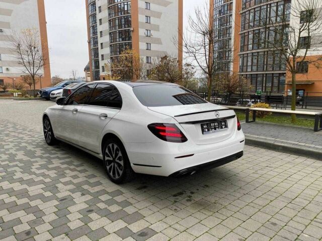 Білий Мерседес Е-Клас, об'ємом двигуна 2 л та пробігом 213 тис. км за 29900 $, фото 2 на Automoto.ua