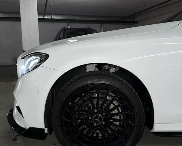 Білий Мерседес Е-Клас, об'ємом двигуна 1.95 л та пробігом 71 тис. км за 42300 $, фото 8 на Automoto.ua