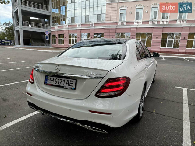 Мерседес Е-Клас 2019 у Одесі на Automoto.ua Білий Мерседес Е-Клас, об'ємом двигуна 1.99 л та пробігом 83 тис. км за 37900 $, фото 9 на Automoto.ua