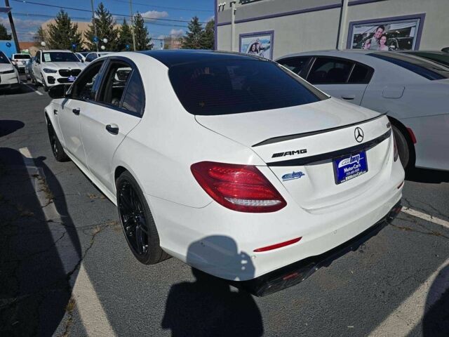 Білий Мерседес Е-Клас, об'ємом двигуна 0 л та пробігом 40 тис. км за 14000 $, фото 3 на Automoto.ua