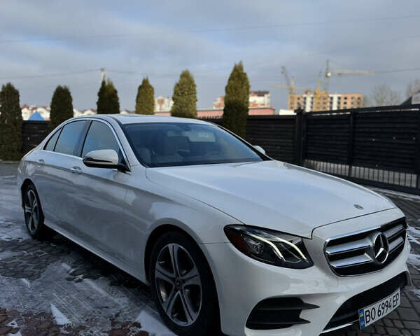 Белый Мерседес Е-Класс, объемом двигателя 1.99 л и пробегом 76 тыс. км за 31500 $, фото 8 на Automoto.ua