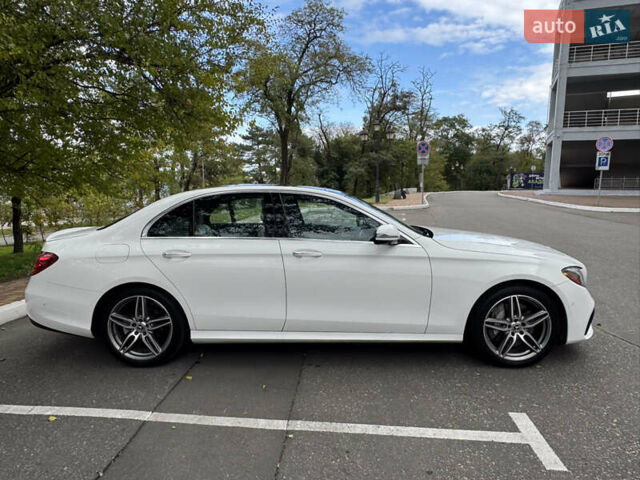 Мерседес Е-Клас 2019 у Одесі на Automoto.ua Білий Мерседес Е-Клас, об'ємом двигуна 1.99 л та пробігом 83 тис. км за 37900 $, фото 5 на Automoto.ua
