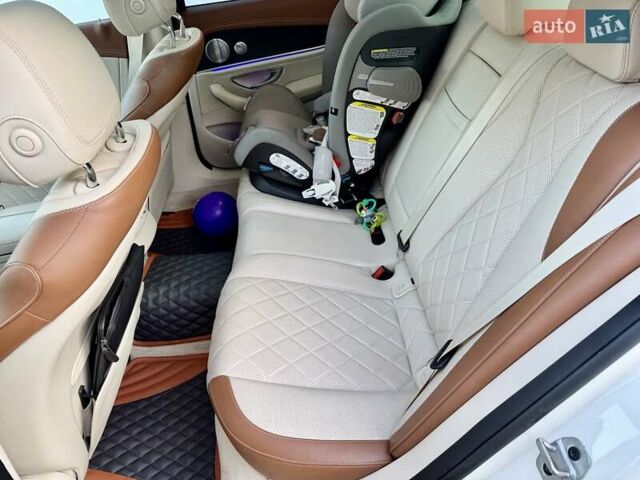 Білий Мерседес Е-Клас, об'ємом двигуна 1.99 л та пробігом 85 тис. км за 45500 $, фото 24 на Automoto.ua