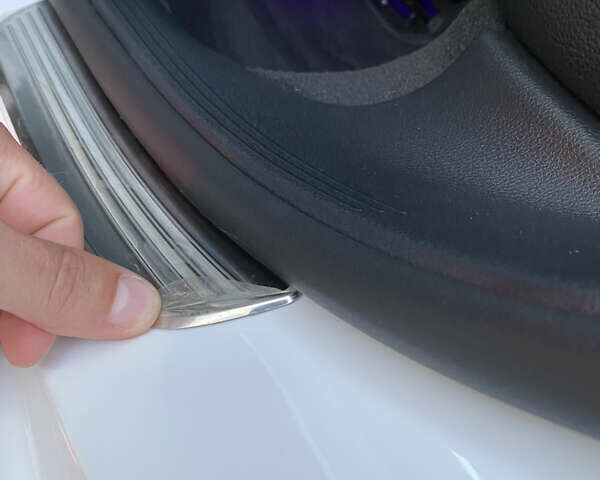 Белый Мерседес Е-Класс, объемом двигателя 2 л и пробегом 109 тыс. км за 33200 $, фото 78 на Automoto.ua