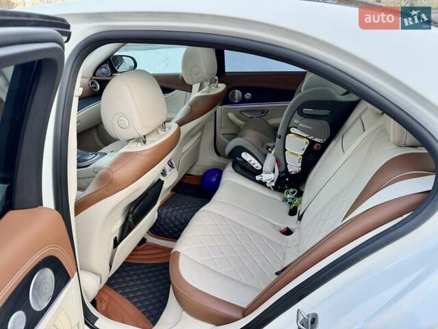 Білий Мерседес Е-Клас, об'ємом двигуна 1.99 л та пробігом 85 тис. км за 45500 $, фото 19 на Automoto.ua