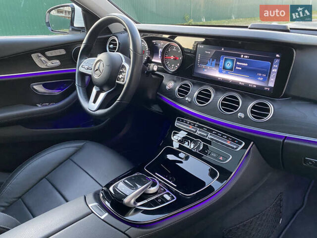 Белый Мерседес Е-Класс, объемом двигателя 2 л и пробегом 109 тыс. км за 33000 $, фото 63 на Automoto.ua