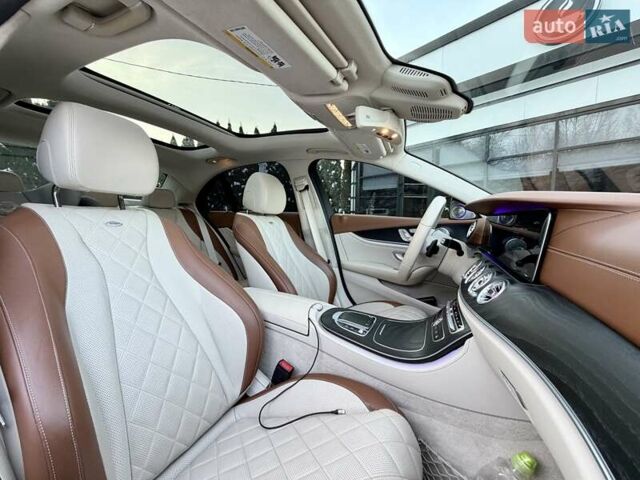 Білий Мерседес Е-Клас, об'ємом двигуна 1.99 л та пробігом 85 тис. км за 45500 $, фото 38 на Automoto.ua