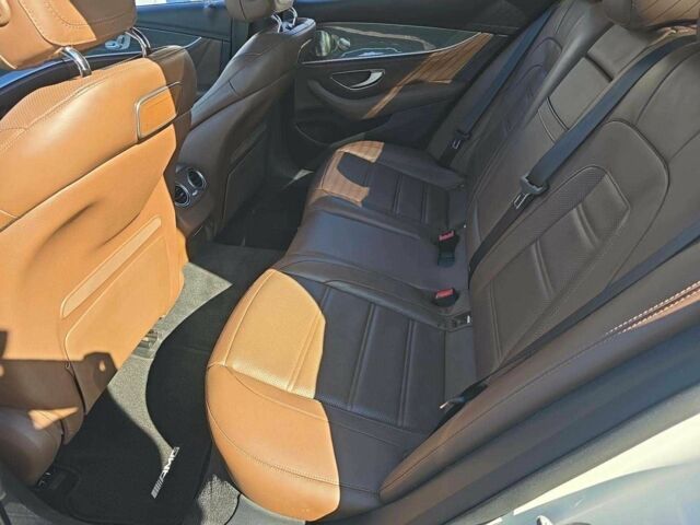 Білий Мерседес Е-Клас, об'ємом двигуна 0 л та пробігом 40 тис. км за 14000 $, фото 9 на Automoto.ua