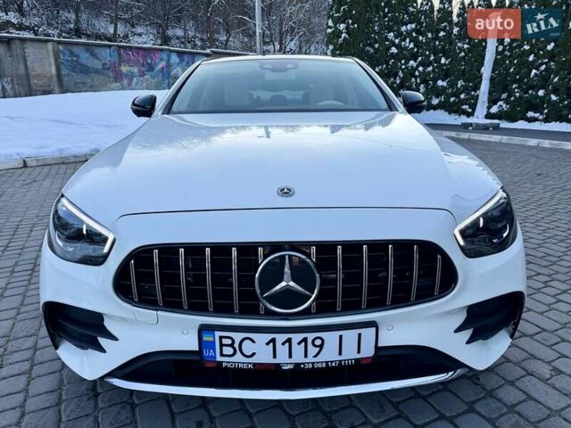 Білий Мерседес Е-Клас, об'ємом двигуна 1.99 л та пробігом 85 тис. км за 45500 $, фото 1 на Automoto.ua