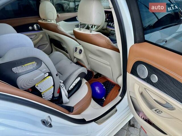 Білий Мерседес Е-Клас, об'ємом двигуна 1.99 л та пробігом 85 тис. км за 45500 $, фото 39 на Automoto.ua