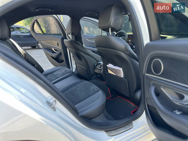 Белый Мерседес Е-Класс, объемом двигателя 1.95 л и пробегом 121 тыс. км за 43500 $, фото 51 на Automoto.ua