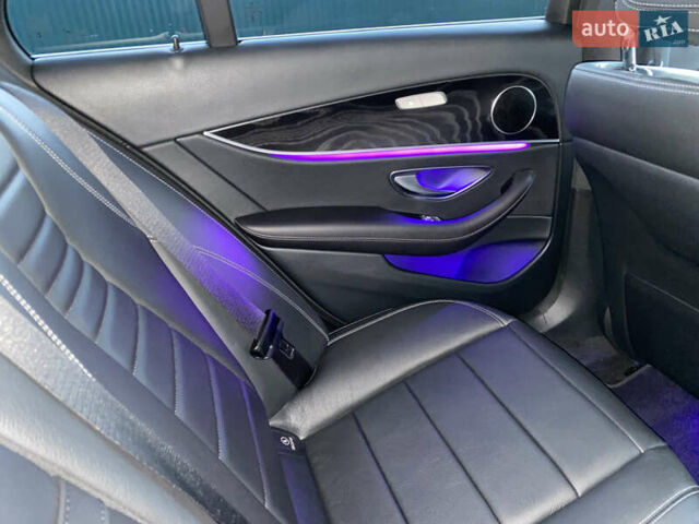 Белый Мерседес Е-Класс, объемом двигателя 2 л и пробегом 109 тыс. км за 33200 $, фото 87 на Automoto.ua