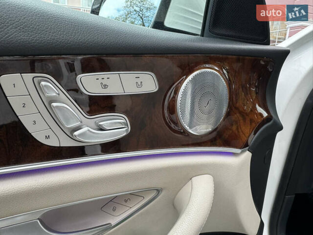 Мерседес Е-Клас 2019 у Одесі на Automoto.ua Білий Мерседес Е-Клас, об'ємом двигуна 1.99 л та пробігом 83 тис. км за 37900 $, фото 16 на Automoto.ua