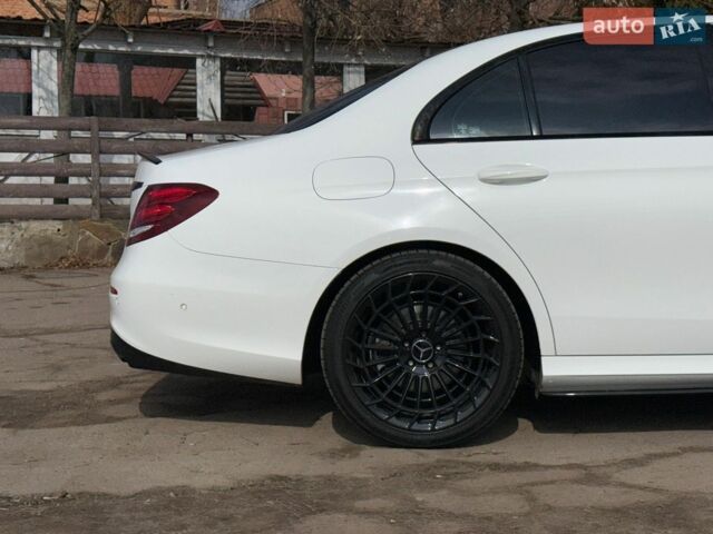Белый Мерседес Е-Класс, объемом двигателя 1.95 л и пробегом 79 тыс. км за 36300 $, фото 16 на Automoto.ua