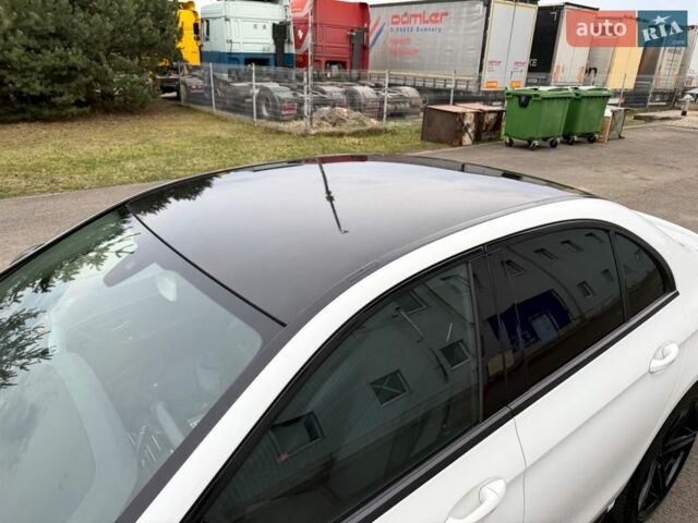 Білий Мерседес Е-Клас, об'ємом двигуна 2 л та пробігом 160 тис. км за 28500 $, фото 13 на Automoto.ua