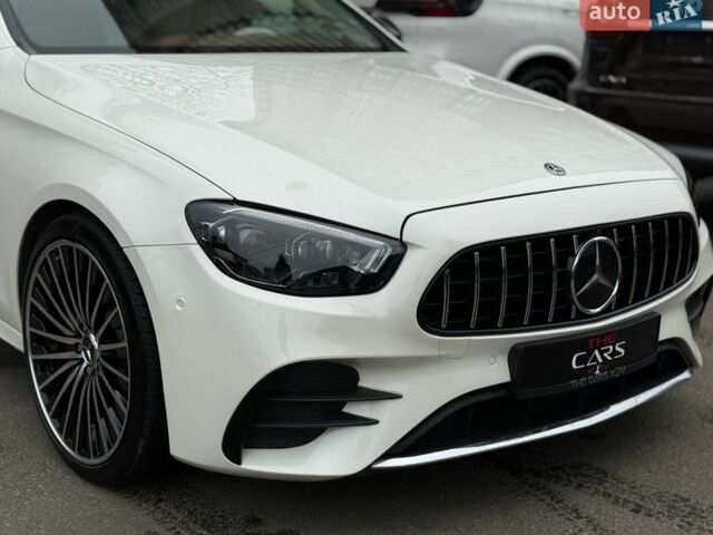 Белый Мерседес Е-Класс, объемом двигателя 1.99 л и пробегом 97 тыс. км за 35900 $, фото 35 на Automoto.ua