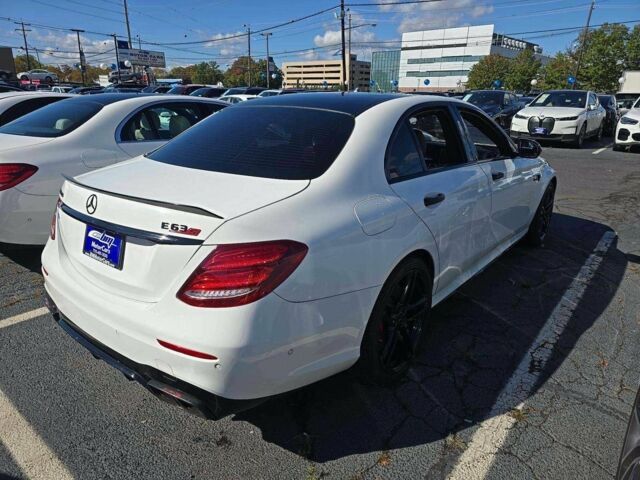 Білий Мерседес Е-Клас, об'ємом двигуна 0 л та пробігом 40 тис. км за 14000 $, фото 2 на Automoto.ua