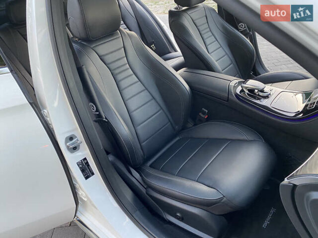 Белый Мерседес Е-Класс, объемом двигателя 2 л и пробегом 109 тыс. км за 33000 $, фото 48 на Automoto.ua