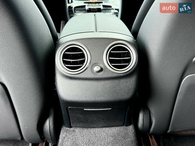 Белый Мерседес Е-Класс, объемом двигателя 1.99 л и пробегом 64 тыс. км за 45500 $, фото 80 на Automoto.ua